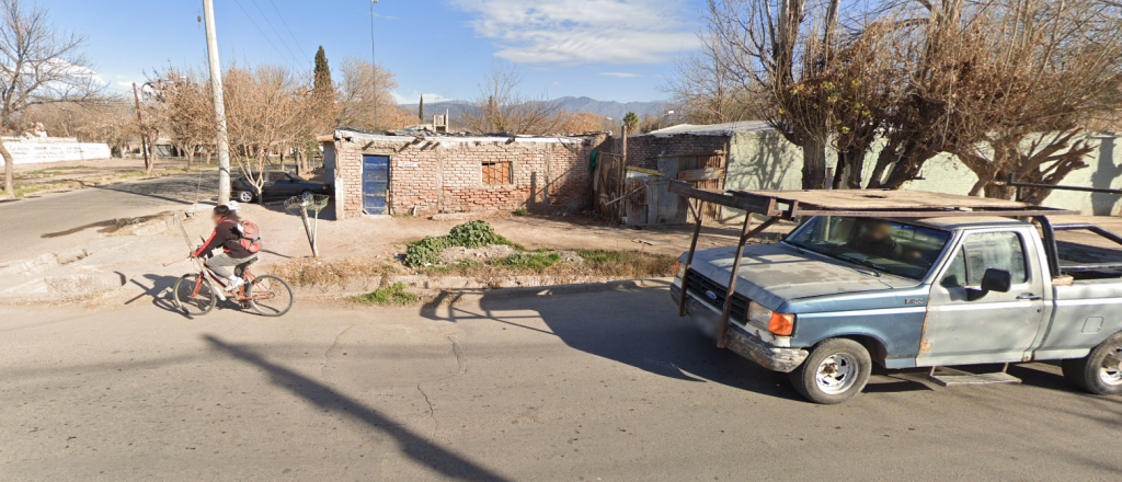 Mataron a sangre fría a un hombre en la puerta de su casa en Las Heras