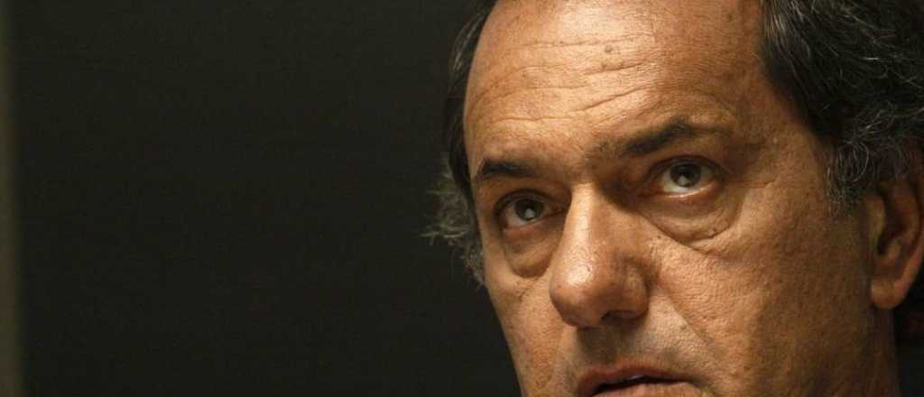 Scioli aseguró que deberían otorgarle el Nobel de Economía a Milei