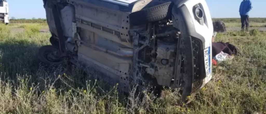 Un conductor alcoholizado volcó en la ruta 40 a la altura de la Cruz Negra