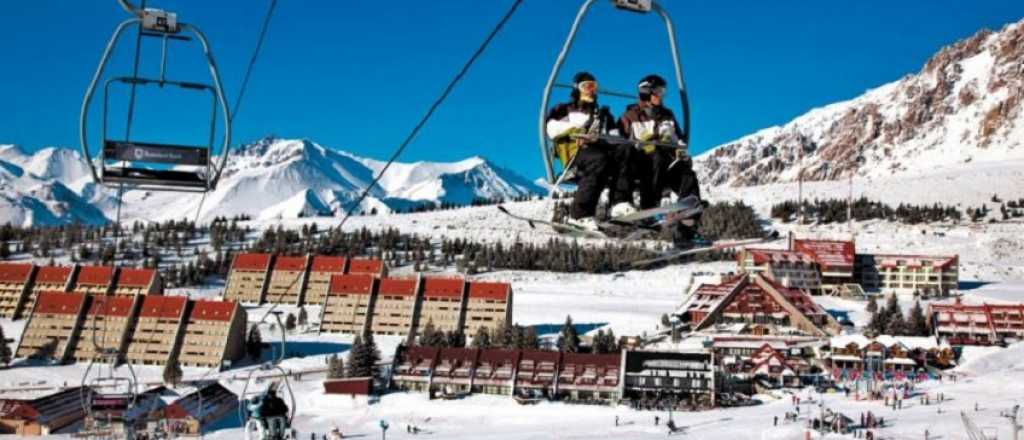 Por falta de nieve se demora la temporada en Las Leñas y Los Puquios 