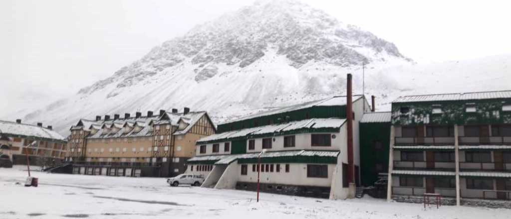 Fotos: así nevó en Alta Montaña este jueves