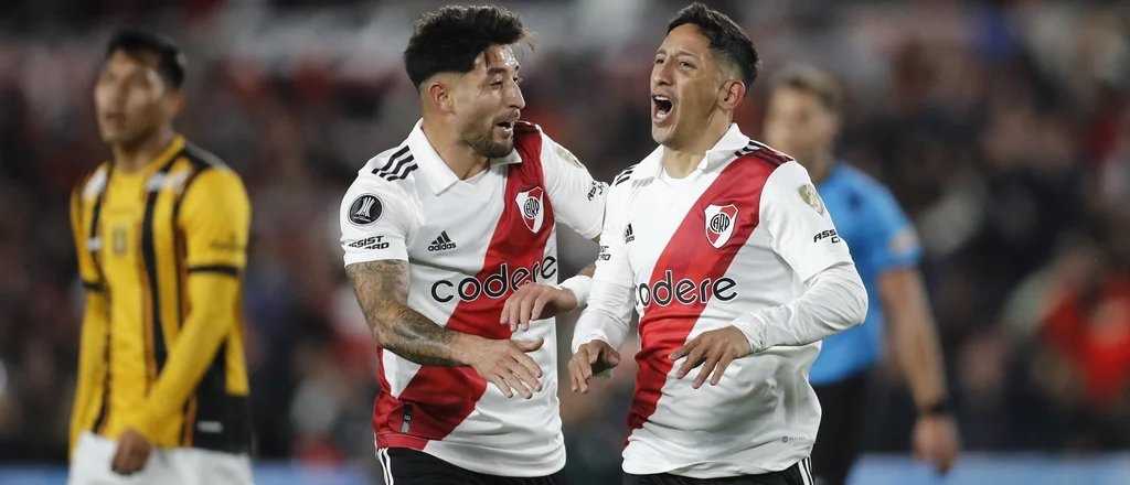 River venció 2 a 0 a The Strongest y pasó a octavos