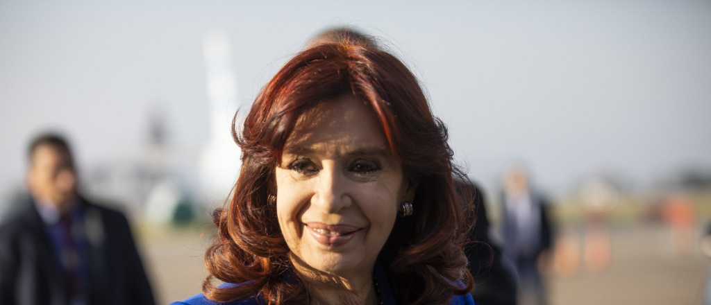 CFK sugirió que los US$ 200 mil del senador Kueider son de la venta de su voto 