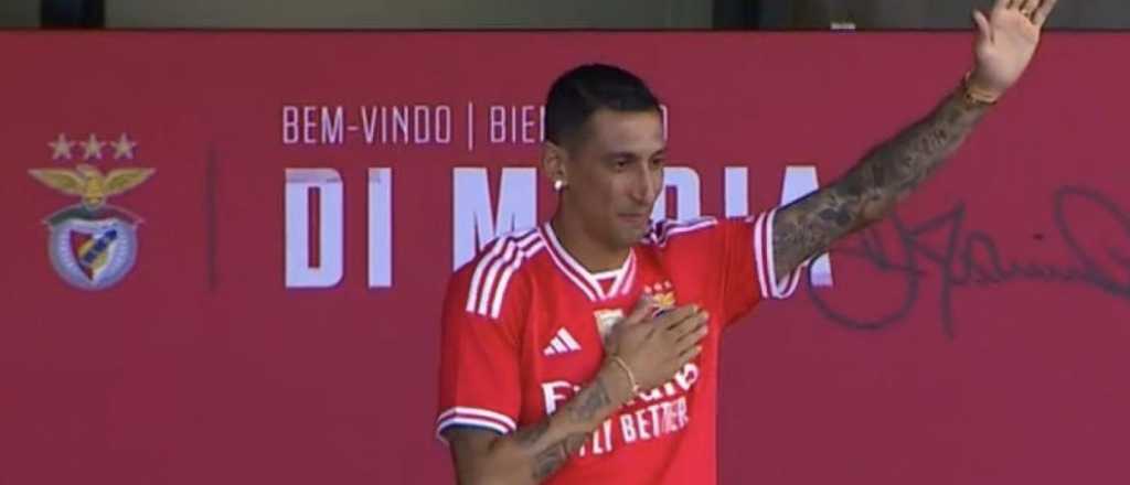 Video: locura total en el conmovedor regreso de Di María al Benfica