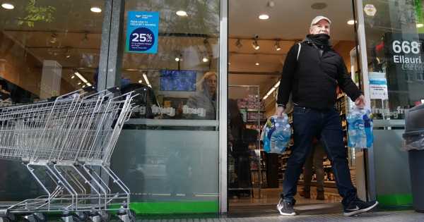 Water crisis in Uruguay: They drink salt water, there are no drums