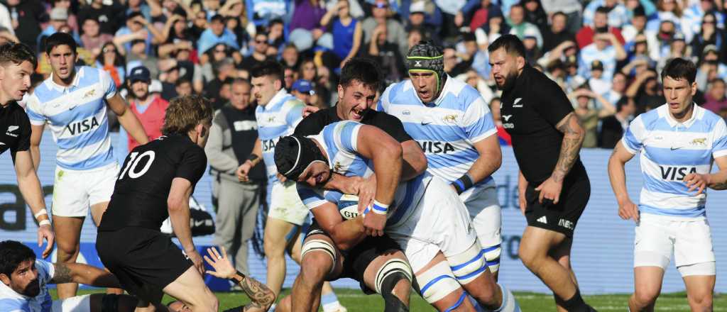 Los Pumas no pudieron con los All Blacks en un día histórico en Mendoza