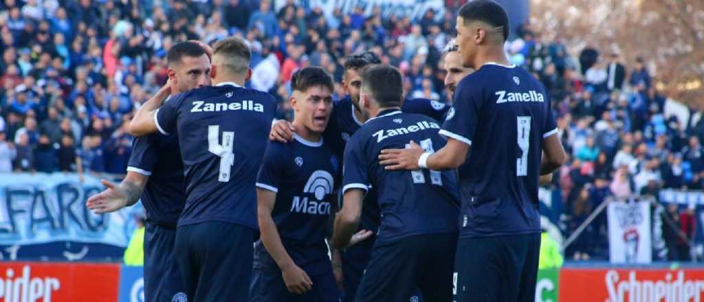 Independiente Rivadavia superó a Chacarita y es el líder absoluto 