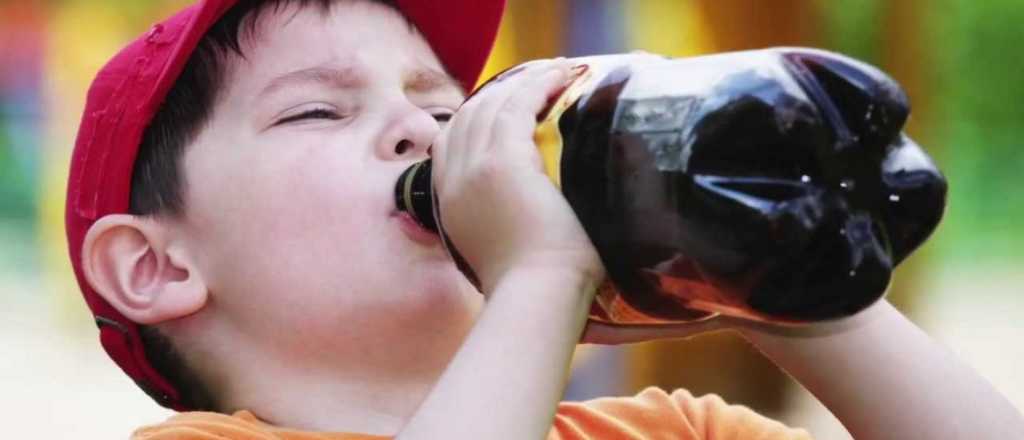 ¿Cuántas gaseosas "light" puedo tomar sin correr riesgo por el aspartamo?