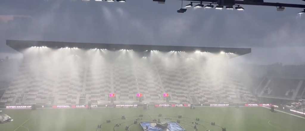 Video: la fuerte tormenta que complicó la presentación de Messi