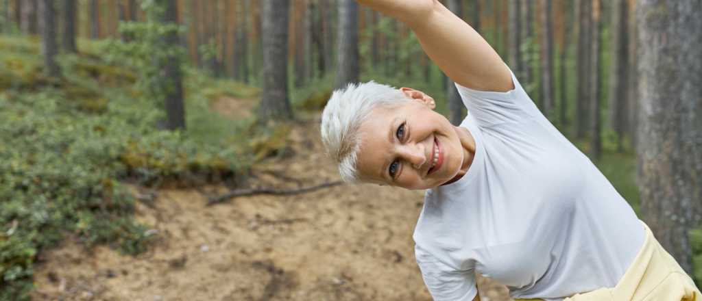 Ejercicios para adultos mayores en casa: ganá salud y longevidad