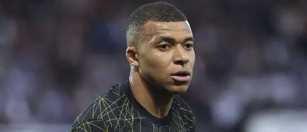 Bombazo total: PSG aceptó la oferta del siglo por Mbappé