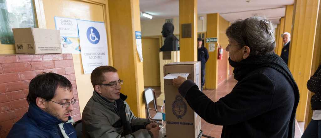 Advierten sobre mails falsos en la convocatoria a presidentes de mesa