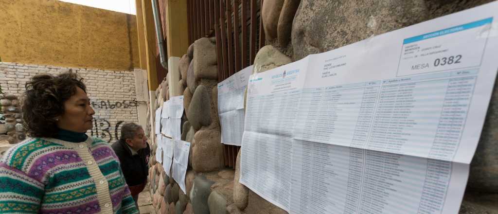 Mendoza vota con normalidad