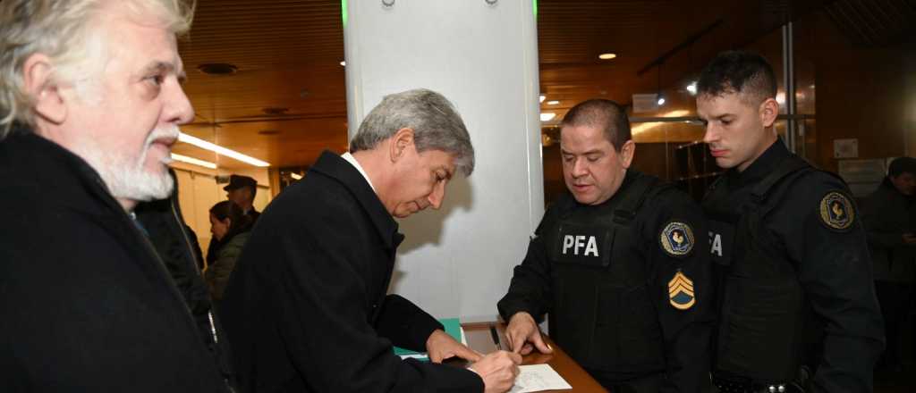 Cómo funcionaba la "máquina" de coimear por la que se acusa a Bento 