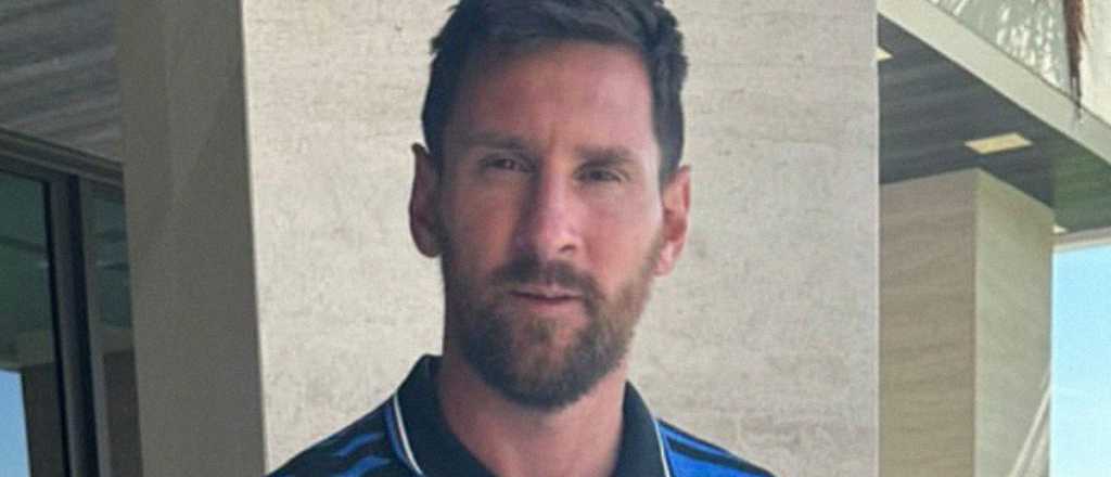 Messi posó con una camiseta inesperada y causó una revolución