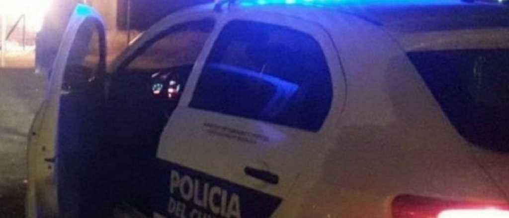 Lo encontró robando en su casa y le cortó los dedos a machetazos