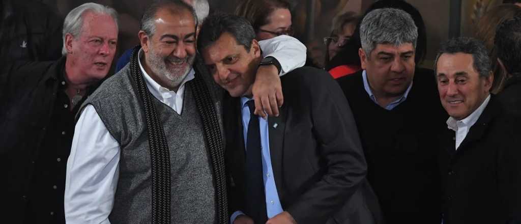 Massa dice que otorgará una suma fija a trabajadores en relación de dependencia