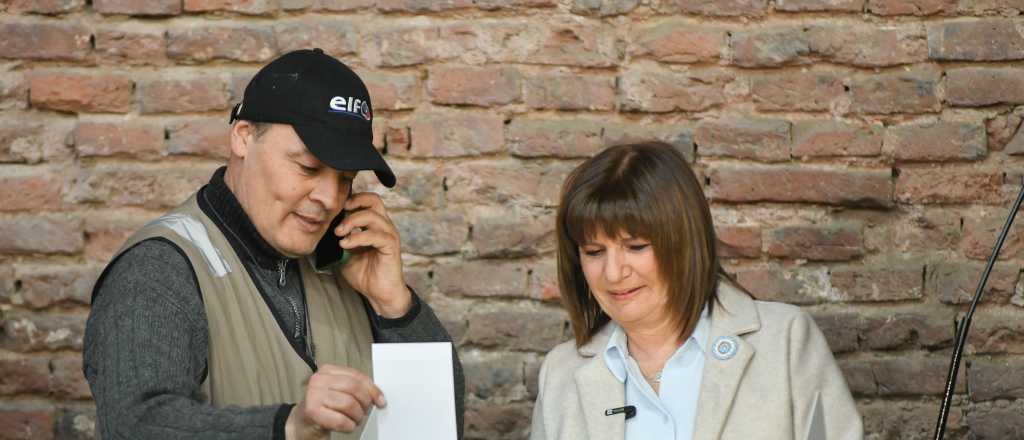 Patricia Bullrich calificó como "un desastre" el voto electrónico en CABA