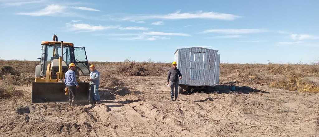 Iniciaron los movimientos de suelo del acueducto Monte Comán - La Horqueta