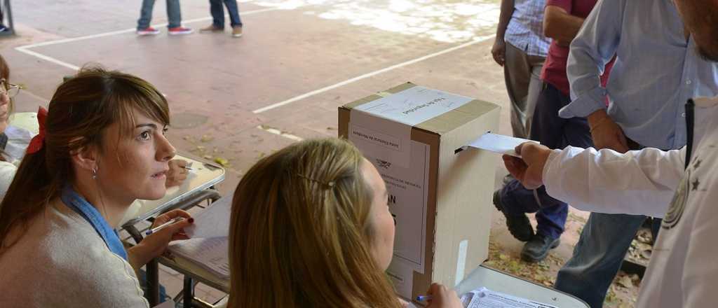 Votó casi el 70% del padrón, seis puntos más que en las elecciones de abril