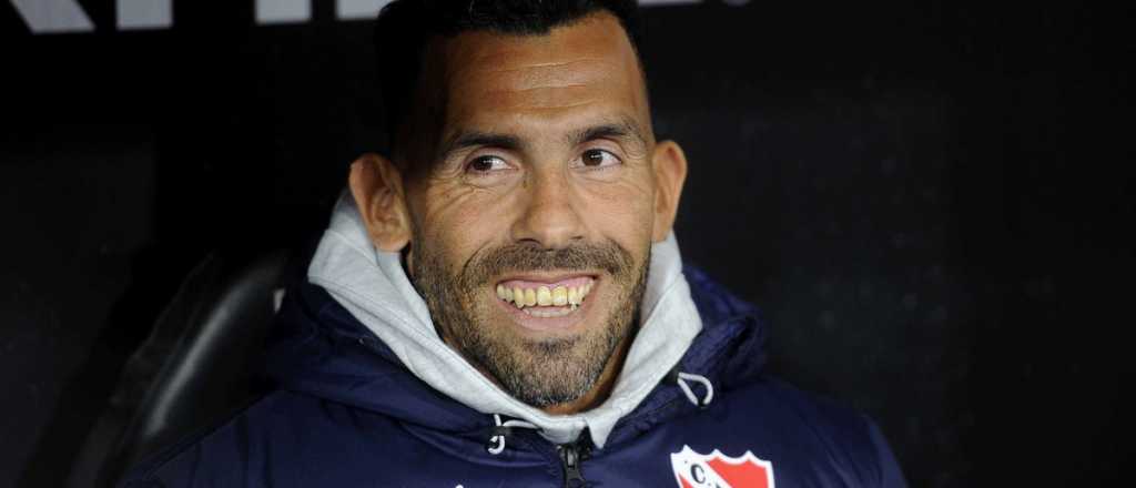 En el debut de Tevez y con ayudita, el Rojo venció a Vélez