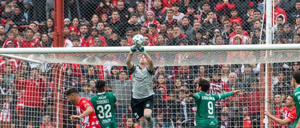 "Mi mamá no me deja": la insólita respuesta de un jugador al árbitro