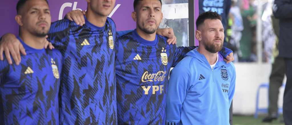 ¿Lo mira desde el banco? Messi en duda para el partido ante Paraguay