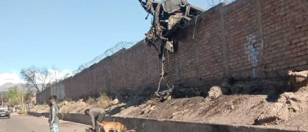 Fotos: en La Favorita llovieron pedazos de autos explotados por el incendio