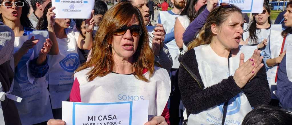 Avanza en el Senado un proyecto para asistir a los deudores UVA: las claves