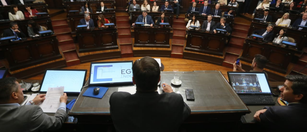La Legislatura podrá aprobar leyes hasta el 30 de octubre