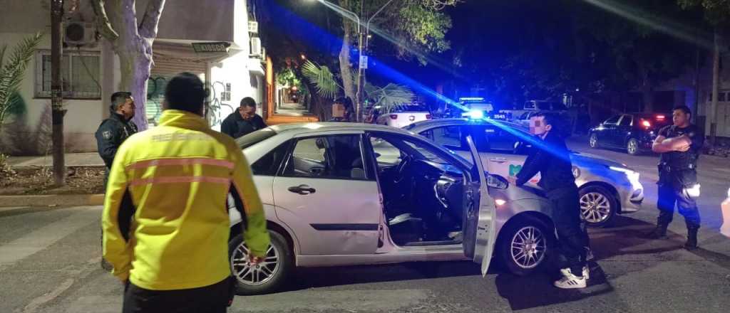 Arístides: su hijo cobraba estacionamiento ilegal, fue a buscarlo y la detuvieron