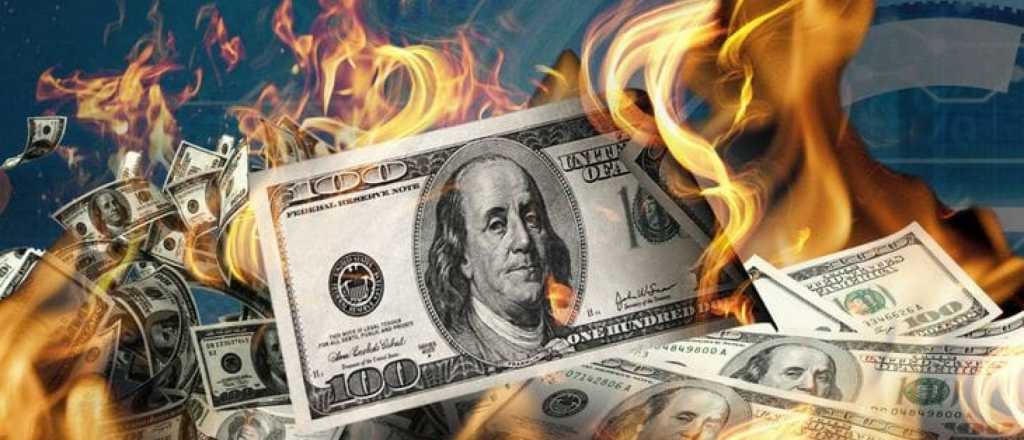 Arde el dólar blue y marca un nuevo record