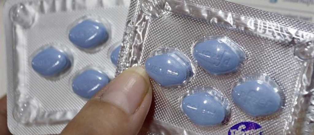 Un hombre tomó demasiado viagra y quedó ciego de un ojo