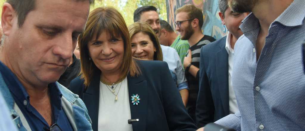 Bullrich cerró su campaña en Mendoza: "La pesadilla se termina"