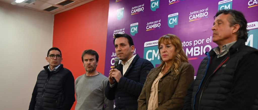 Cambia Mendoza se quedó sin candidatos