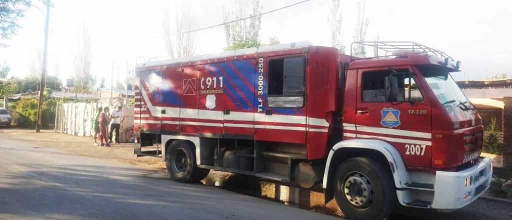 Una mujer salvó a su bebé al derrumbarse su casa en Junín