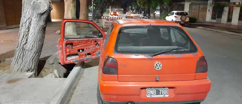 Video: así robaron un conocido minimarket de Ciudad