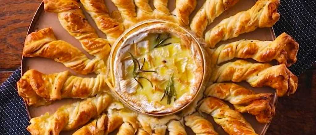 Camembert al horno con panceta: una delicia para compartir