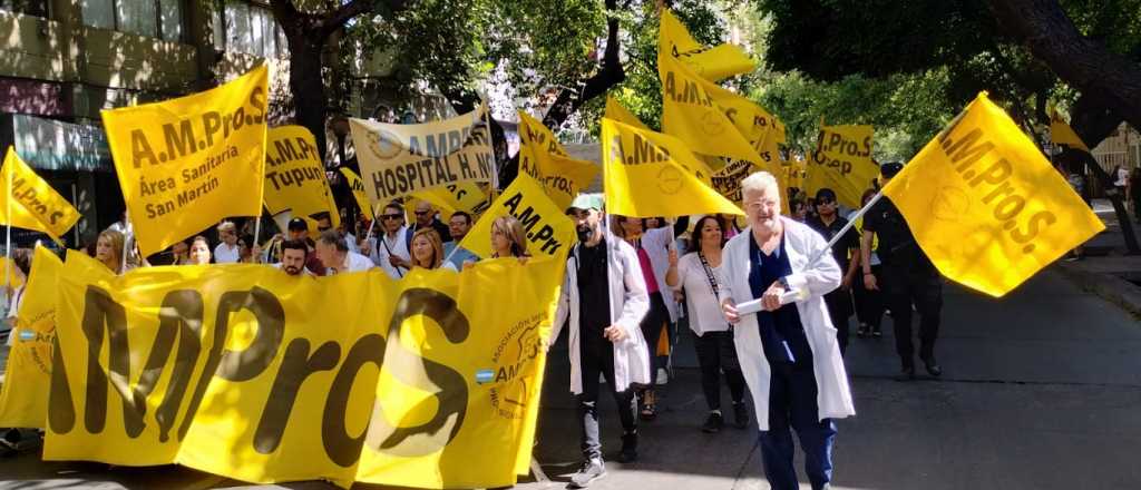 Luego del fracaso paritario, el ministro de Salud pidió una reunión con Ampros