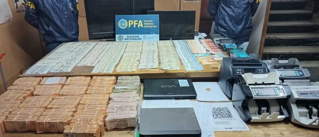 Detuvieron a Leonardo Fariña en una cueva donde secuestraron $500 millones