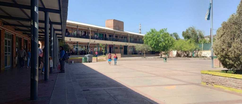 Una mujer fue discriminada por una autoridad de mesa en Godoy Cruz