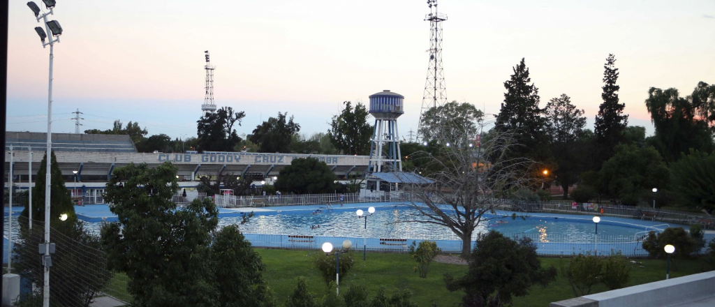 Acusaron a dos jugadores de las inferiores de Godoy Cruz de violar a una chica