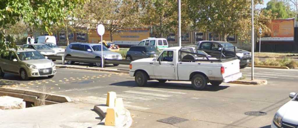 Una motociclista está grave tras ser chocada en el Corredor del Oeste