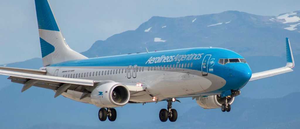 Aerolíneas aumentó 20% los vuelos de cabotaje tras el triunfo de Milei