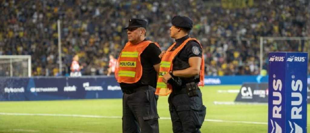 Casi 1.000 policías custodiarán los partidos de Maipú y Godoy Cruz