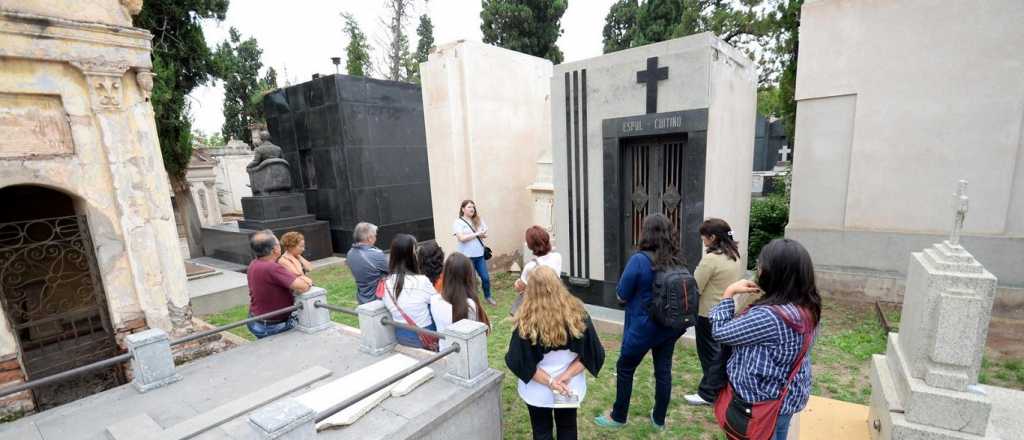 Sorprendieron a preventores in fraganti en el cementerio de Ciudad