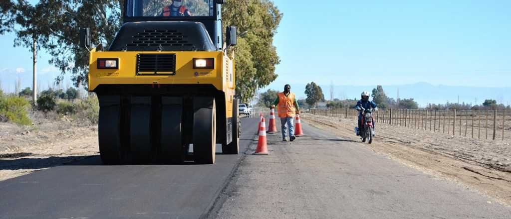 Interrumpen el tránsito en la ruta que va al Sur por Las Catitas