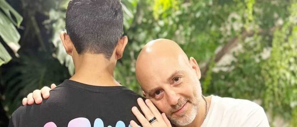 La alegría de José María Muscari al adoptar a un chico de 15 años