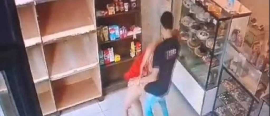 Pese al video, el acusado de abuso de la panadería se declaró inocente