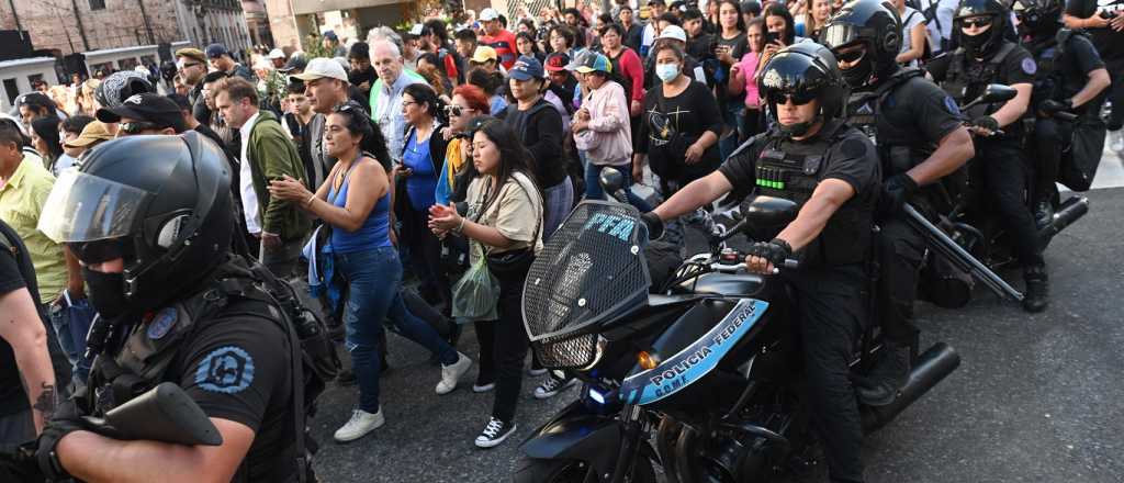 La Justicia le ordenó a Bullrich abstenerse de requisar o filmar la marcha